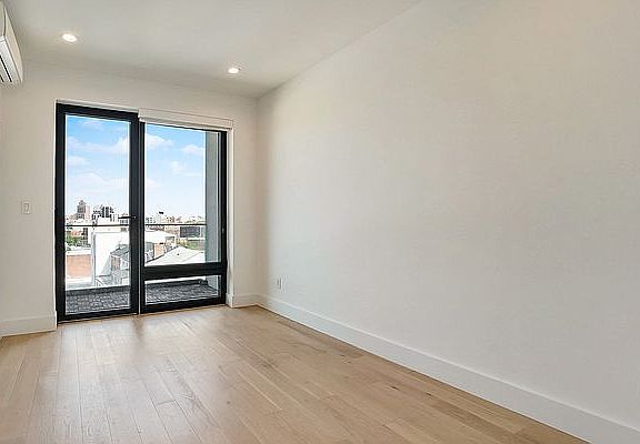 3rd image of 1107 Welling Ct APT 6D
