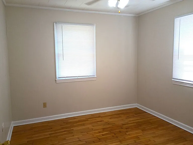 814 Kennedy St — Photo 12