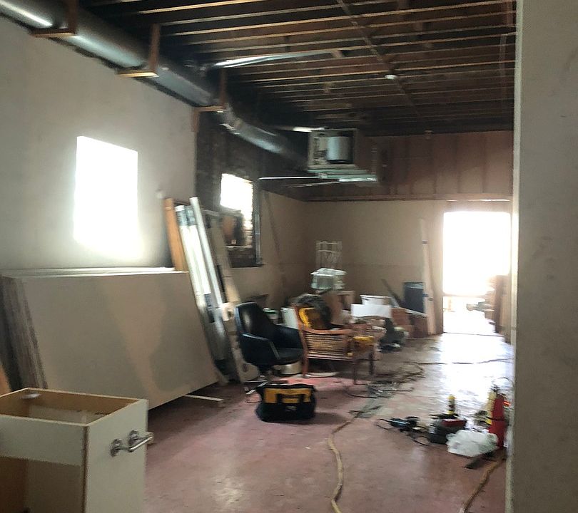 2nd image of 8307 S South Shore Dr