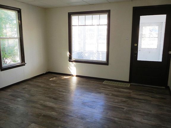 Main Floor LR new flooring