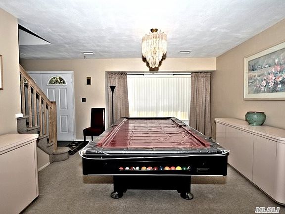4th image of 4 Canterbury Ct