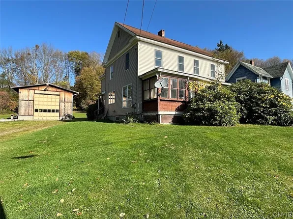 12 High St, Friendship, NY 14739