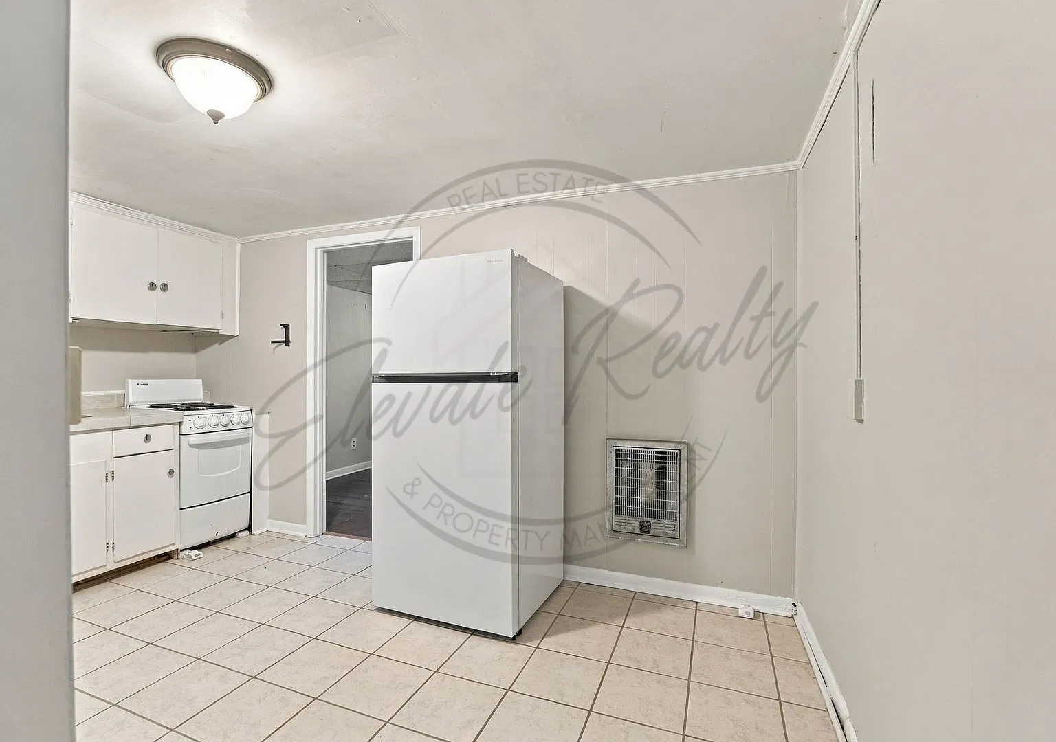 One Month Free Rent: Fall In Love With This First Floor One Bedroom Near Tennessee Tech! — Photo 3