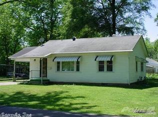 222 S Cagle St, Rector, AR 72461