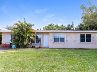 305 N Pennock Ln, Jupiter, FL 33458