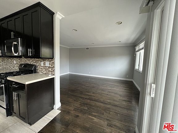 2nd image of 1473 Rexford Dr #4