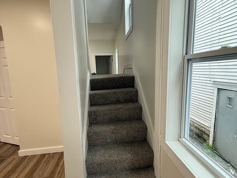 124 Arthur Ave — Photo 5
