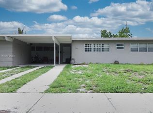 19121 NW 5th Pl, Miami Gardens, FL 33169