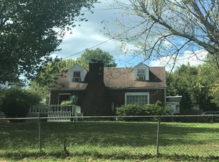 7630 Chestnut St, Manassas, VA 20111