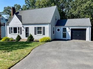 224 Richland Rd, Norwood, MA 02062
