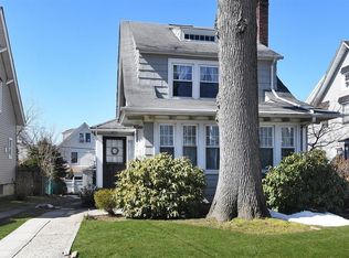 3324 161st St, Flushing, NY 11358