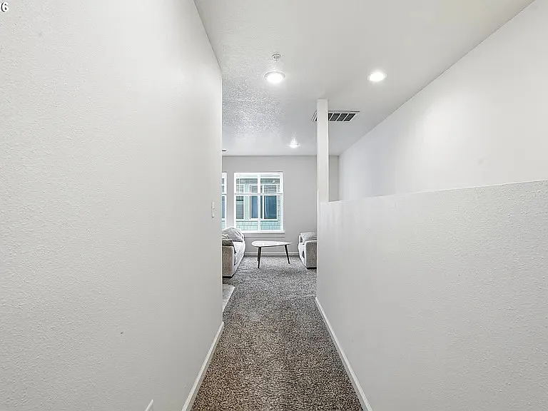 427 Harris Ln — Photo 13