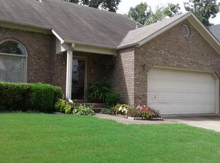 136 Dora Dr, Florence, AL 35633