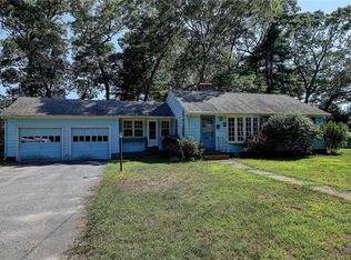 145 Brookhaven Rd, North Kingstown, RI 02852