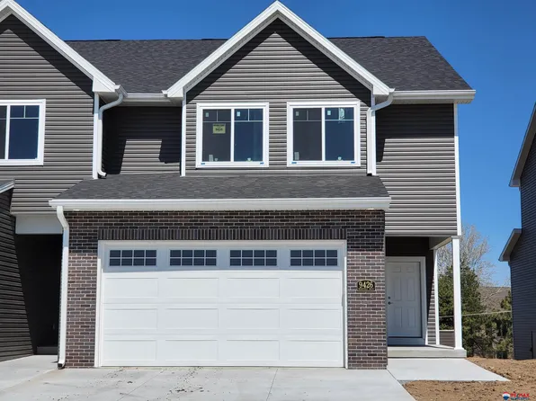 9426 Merryvale Dr, Lincoln, NE 68526