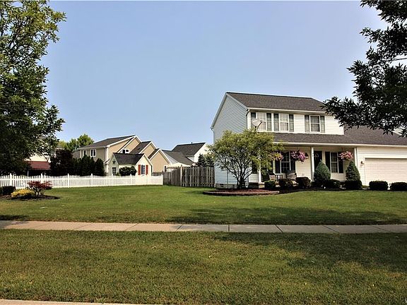 2nd image of 60 Newberry Ln
