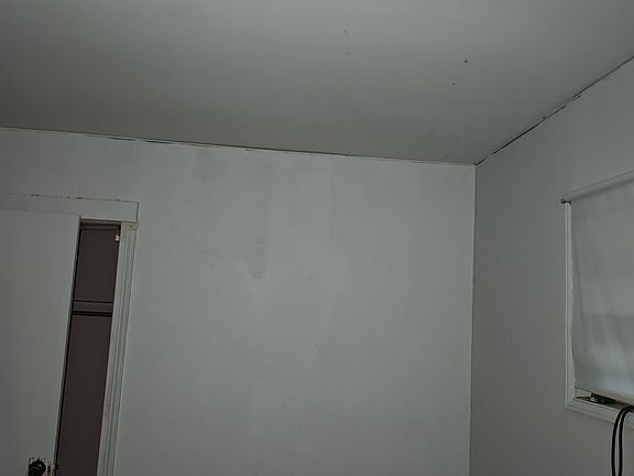 4th image of 3446 Tamplin Ter