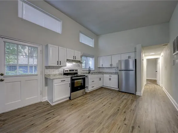 10914 Bennington Ave, Kansas City, MO 64134