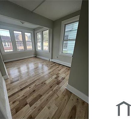 5th image of 115 Brookdale Ave #4