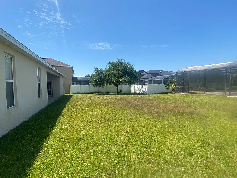 1239 Dunbrooke St — Photo 35