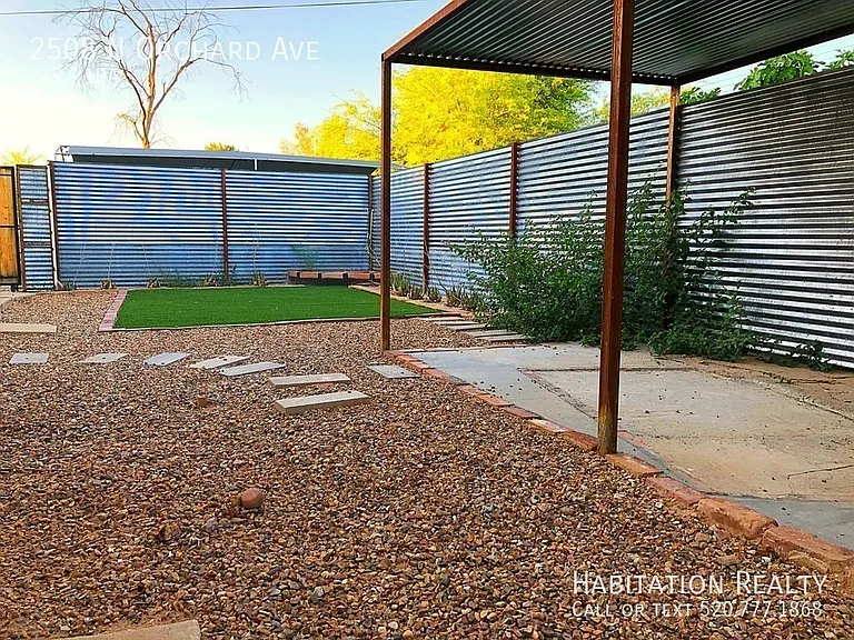 2508 N Orchard Ave — Photo 15
