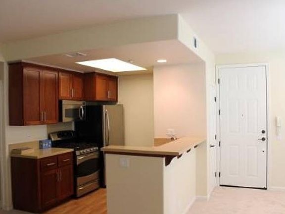 3rd image of 30643 Union City Blvd