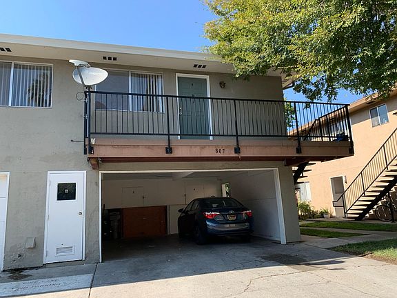 2nd image of 807 Wyman Way APT 4