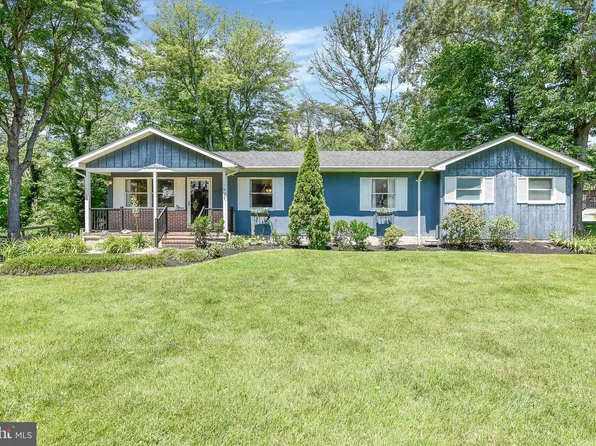 1067 Tudor Dr, Crownsville, MD 21032