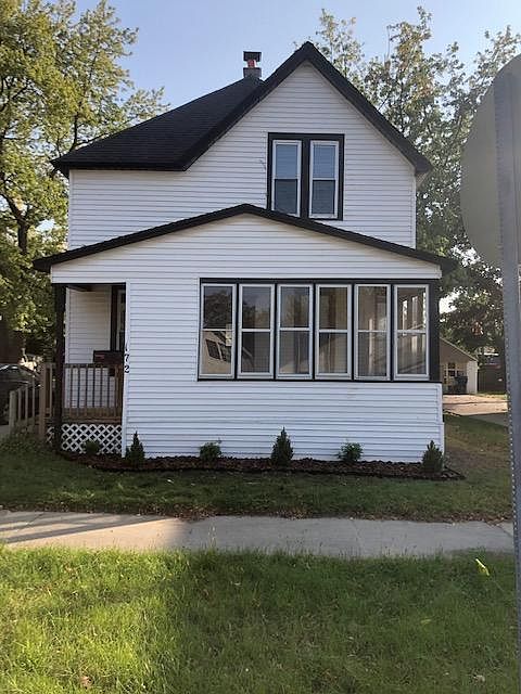 1st image of 172 E 16th St