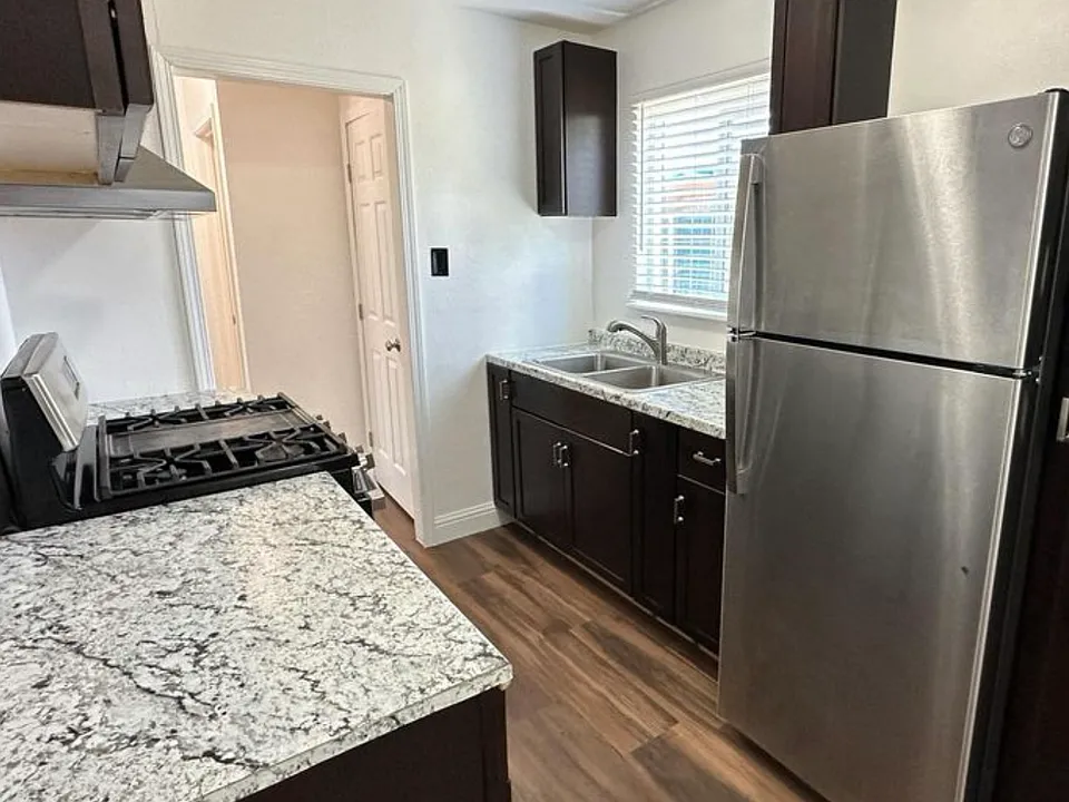 332 Broadway Blvd #0