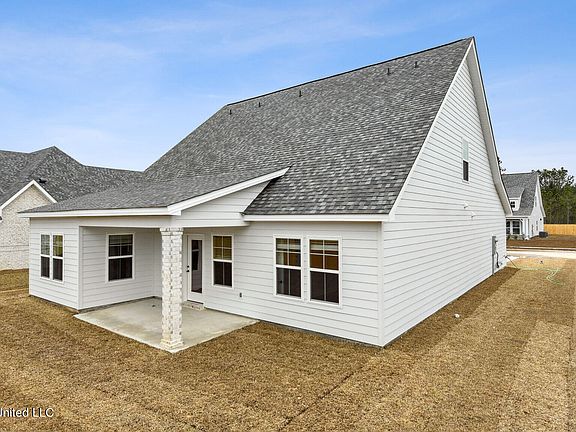2nd image of 13218 Evergreen Dr