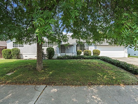 2nd image of 41 W La Mesa Ave