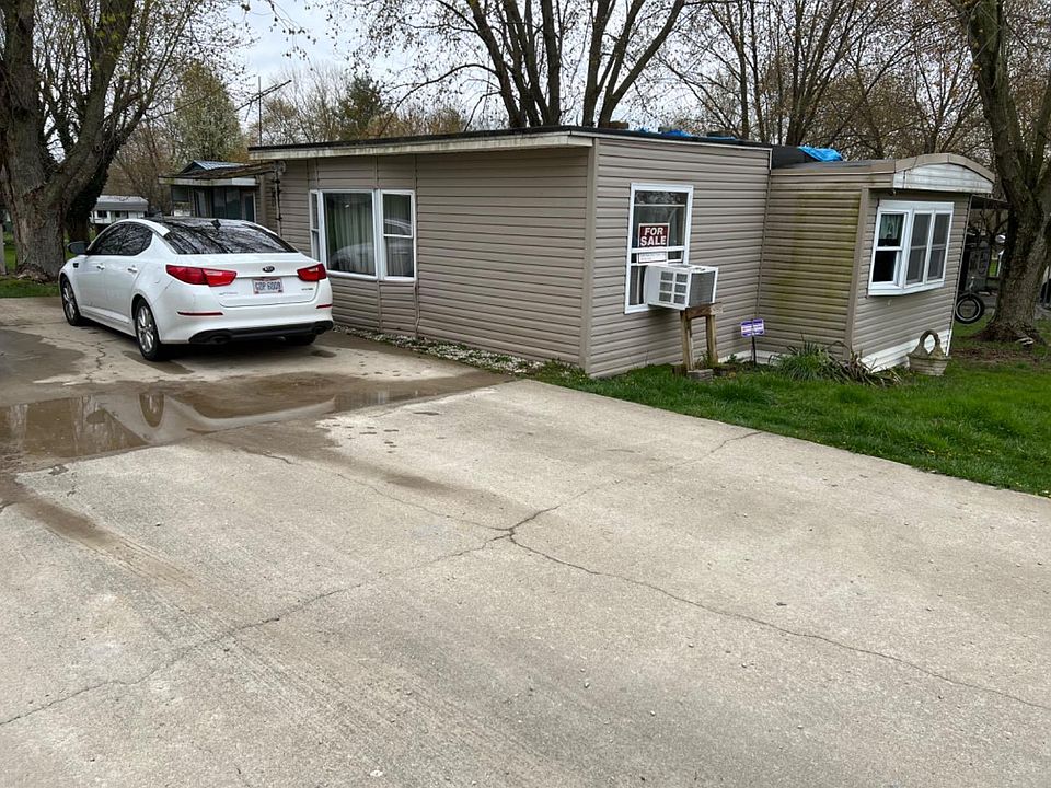 1st image of 15015 Cardinal St #204