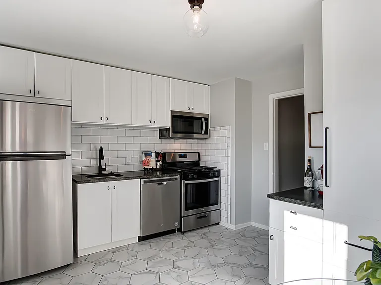 1440 Elmwood Ave — Photo 5
