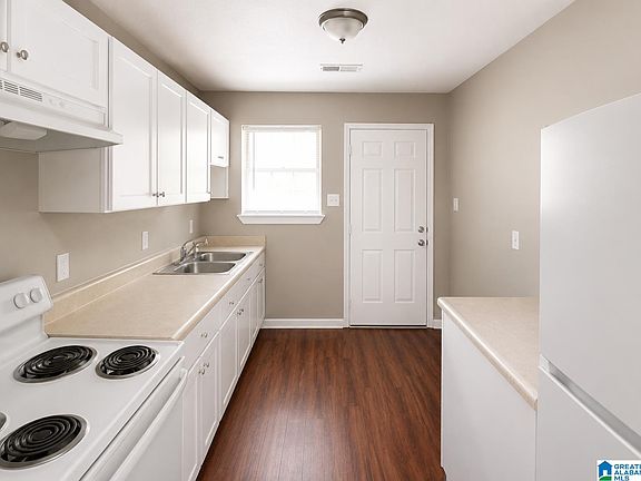 2nd image of 1850 17th Ct N