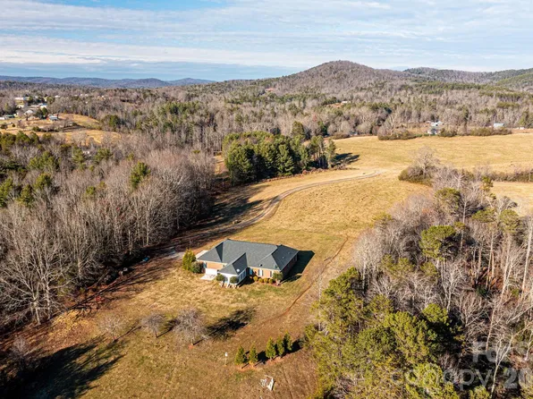 5567 Reid Rd, Granite Falls, NC 28630