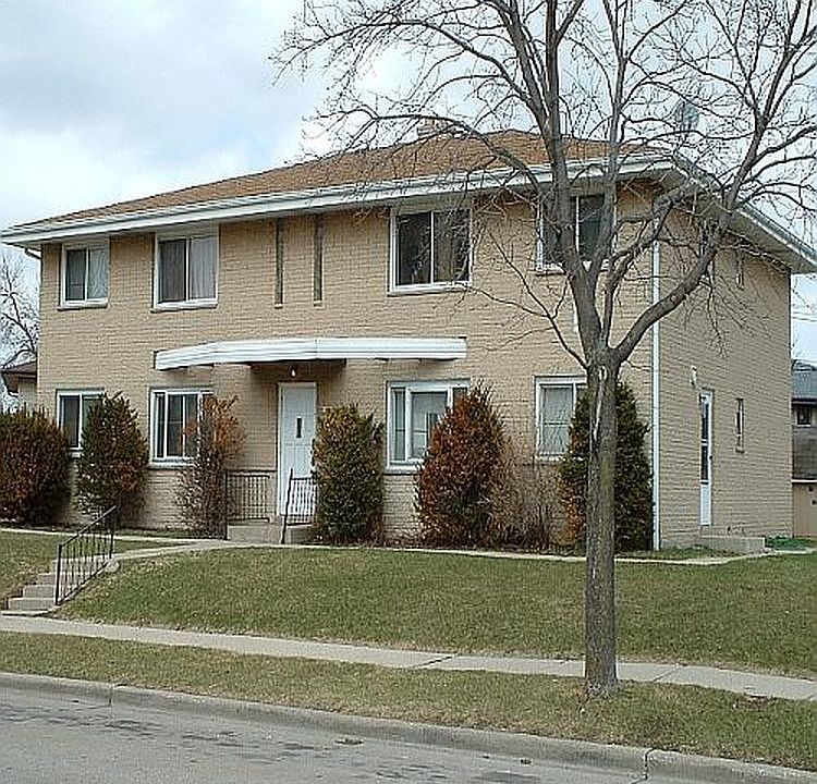 1st image of 9420 W Beckett Ave APT 3