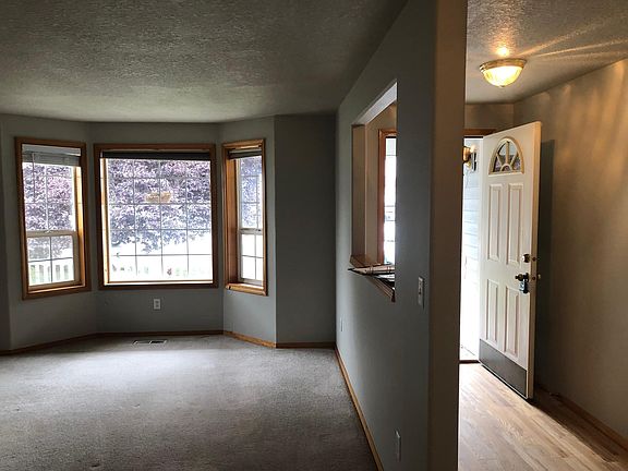 2nd image of 1816 SE 191st Pl