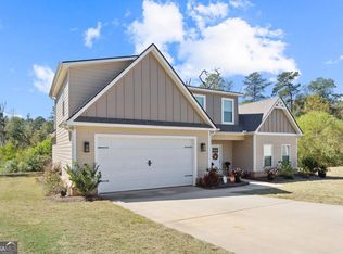 801 Holly Ridge Dr, Gray, GA 31032