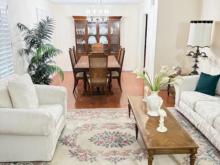 10466 Janway Dr — Photo 14