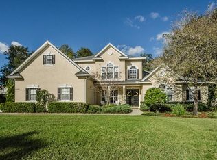 10534 Miracle Ln, New Port Richey, FL 34654