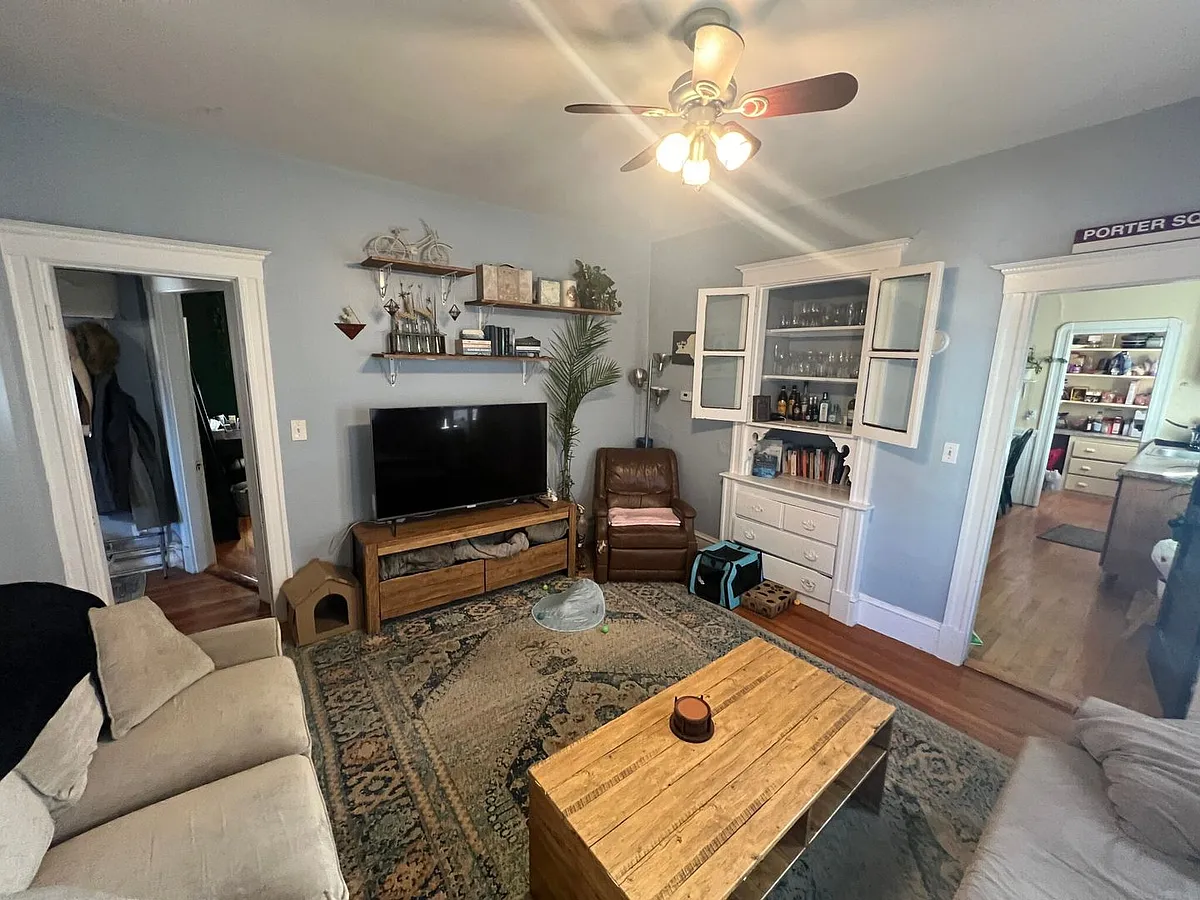 Building Photo - 294 Highland Ave #2F