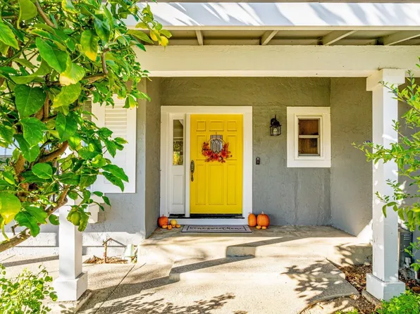 2556 Vine Hill Drive, Napa, CA 94558