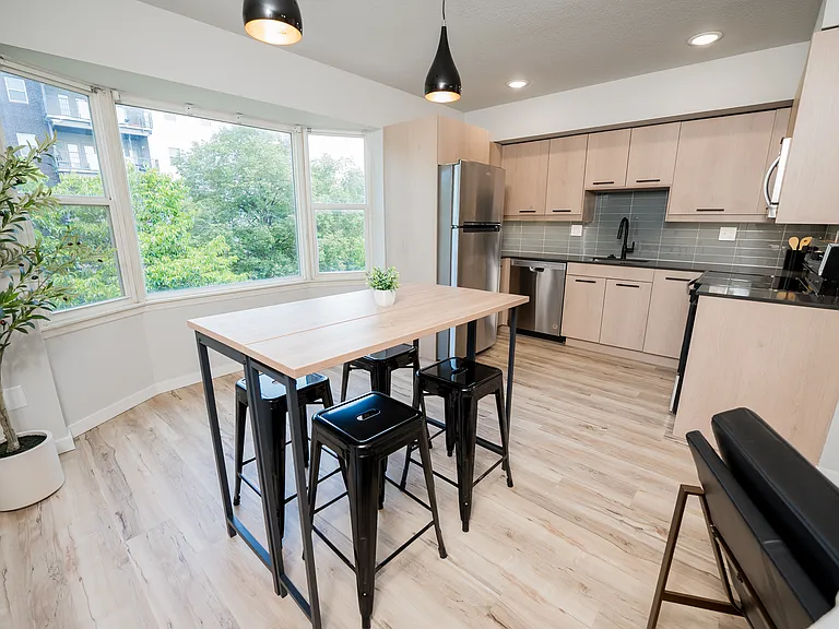 102 E Healey St #205 — Photo 1