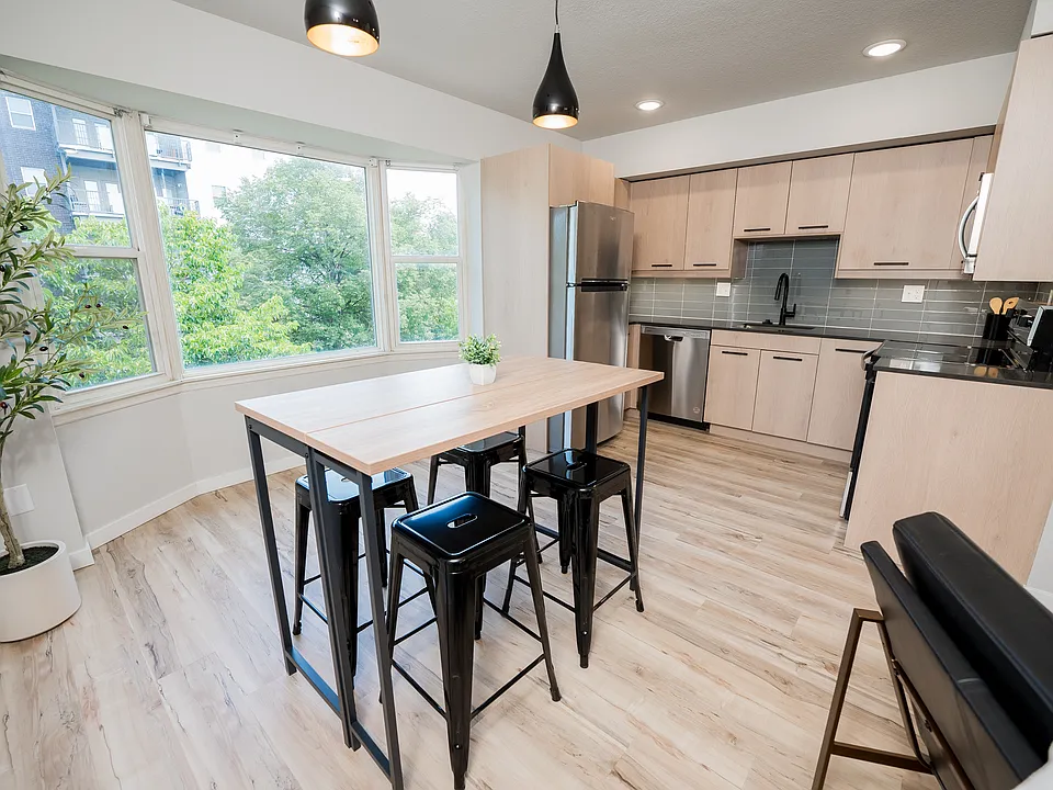 102 E Healey St #205