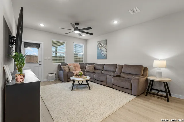9018 Sand Dune Vis — Photo 20