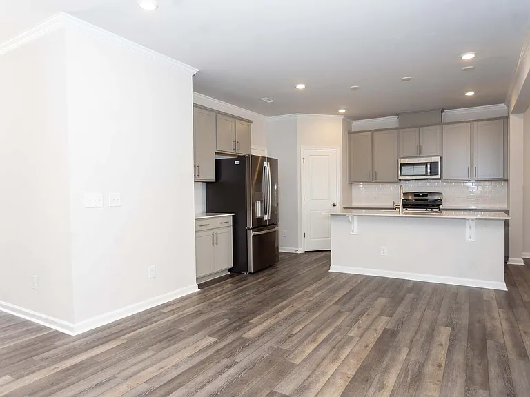 710 Spoonbill Trl — Photo 6