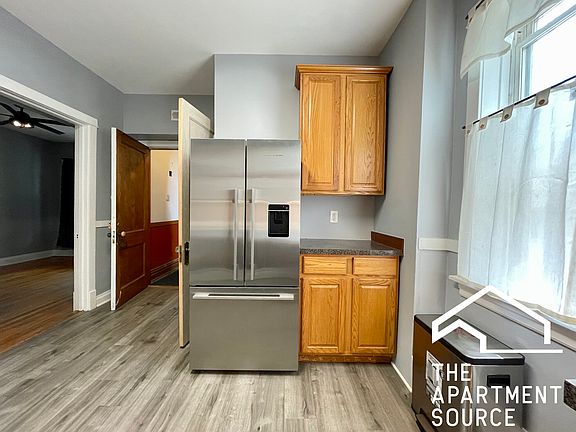 3rd image of 2617 N Albany Ave APT 2