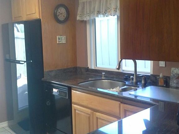 4th image of 2205 Old Creek Cir