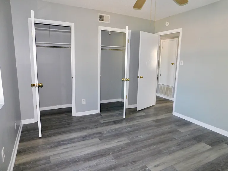 9004 Middleground Rd #B — Photo 9